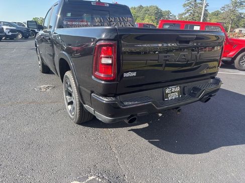 Used 2025 RAM 1500 Big Horn AWD/4WD image 7