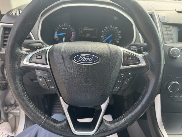 Used 2017 Ford Edge SEL w/ Class II Trailer Tow Package AWD/4WD image 13
