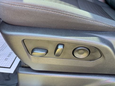 Used 2025 Chevrolet Silverado 3500 LT w/ Convenience Package image 20