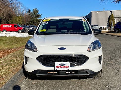 Certified 2022 Ford Escape SE w/ Convenience Package image 2