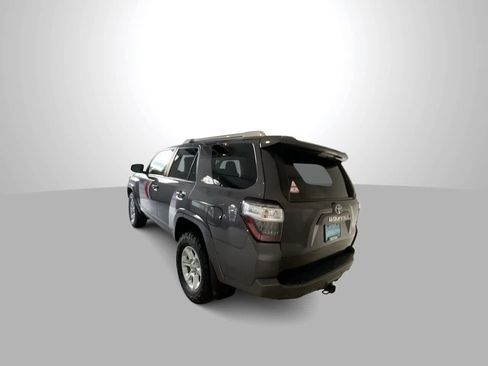 Used 2018 Toyota 4Runner SR5 Premium AWD/4WD image 6