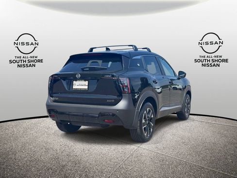 Used 2026 Nissan Kicks SV w/ SV Premium Package AWD/4WD image 5