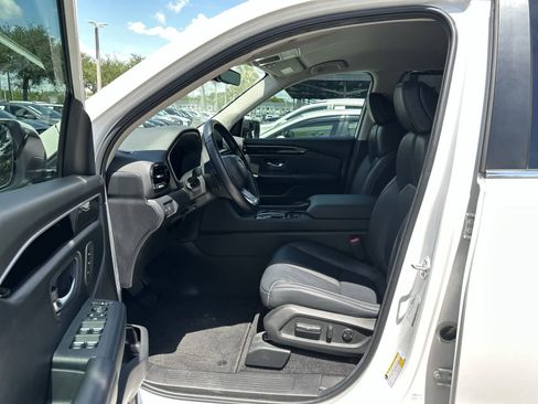 Used 2024 Honda Pilot EX-L image 2