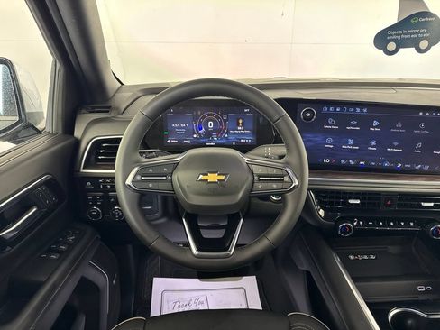 Certified 2025 Chevrolet Suburban Premier AWD/4WD image 32