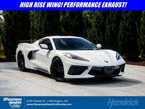 Used 2026 Chevrolet Corvette Stingray Coupe w/ 1LT RWD image 1