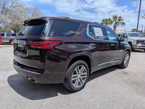 Used 2022 Chevrolet Traverse High Country image 3