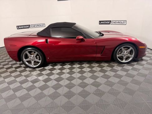 Used 2007 Chevrolet Corvette Convertible w/ Preferred Equipment Group RWD image 8