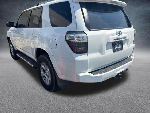 Used 2020 Toyota 4Runner SR5 Premium w/ Moonroof Package AWD/4WD image 4