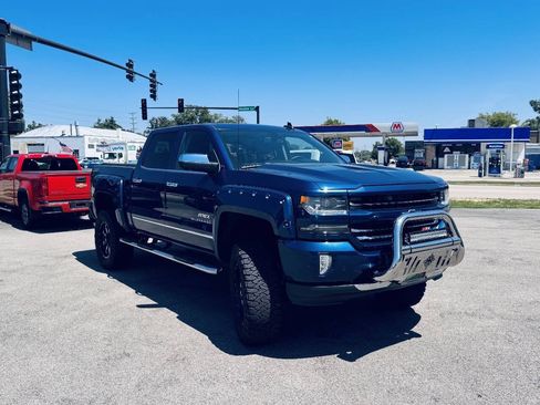 Used 2016 Chevrolet Silverado 1500 LTZ Z71 w/ LTZ Plus Package AWD/4WD image 20