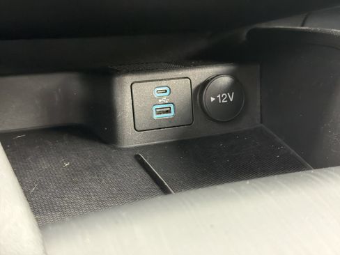 Certified 2023 Ford Escape Active AWD/4WD image 31