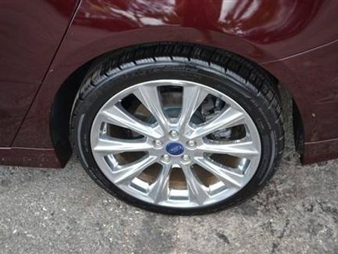 Used 2017 Ford Fusion Platinum AWD/4WD image 9