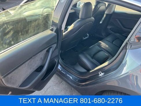 Used 2020 Tesla Model 3 Standard Range RWD image 27