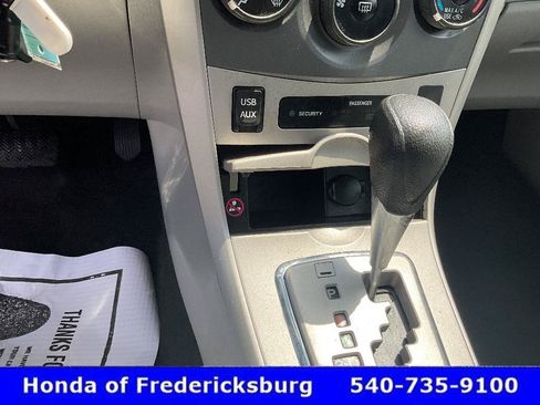Used 2013 Toyota Corolla LE FWD image 16