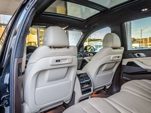 Used 2019 BMW X7 xDrive40i w/ Premium Package image 45