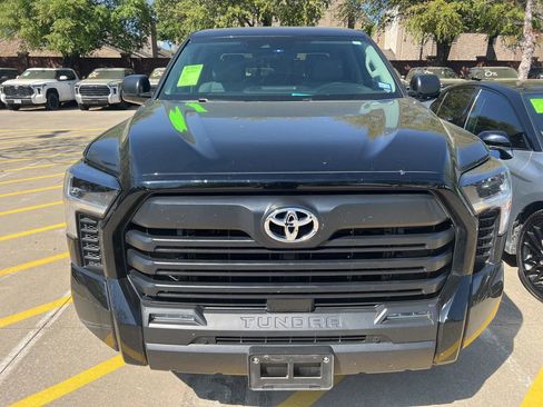 Used 2024 Toyota Tundra SR5 w/ SR5 Premium Package image 2