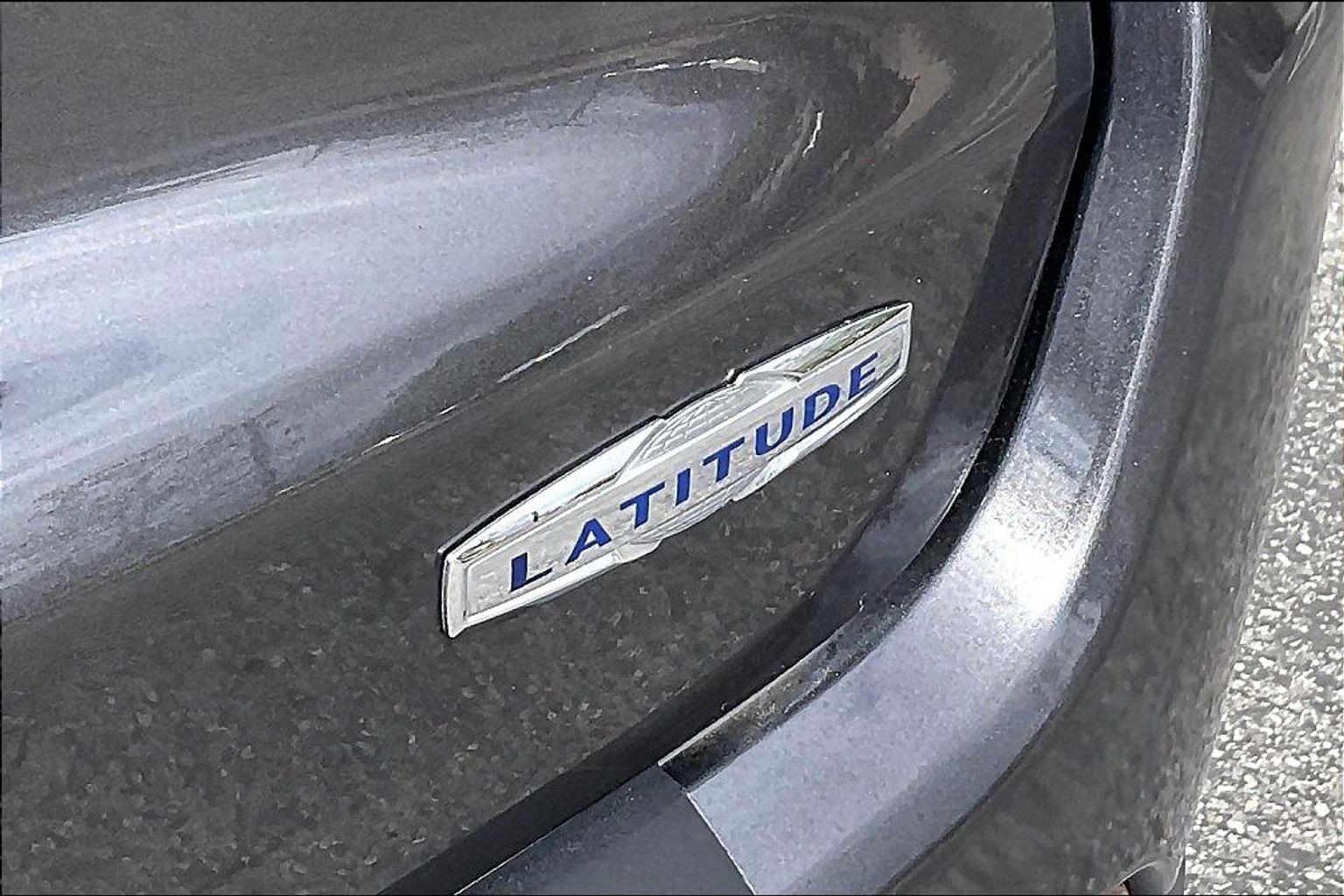 Used 2022 Jeep Compass Latitude AWD/4WD image 9