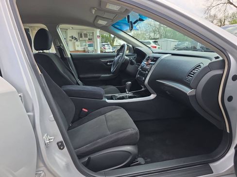 Used 2013 Nissan Altima 2.5 S FWD image 27