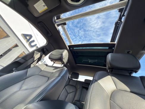 Used 2017 Porsche Macan S image 60