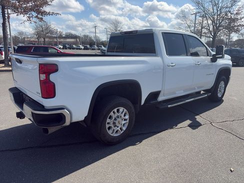 Used 2022 Chevrolet Silverado 2500 LTZ w/ LTZ Convenience Package image 7