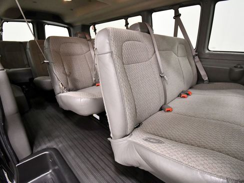 Used 2025 Chevrolet Express 3500 LS RWD image 14