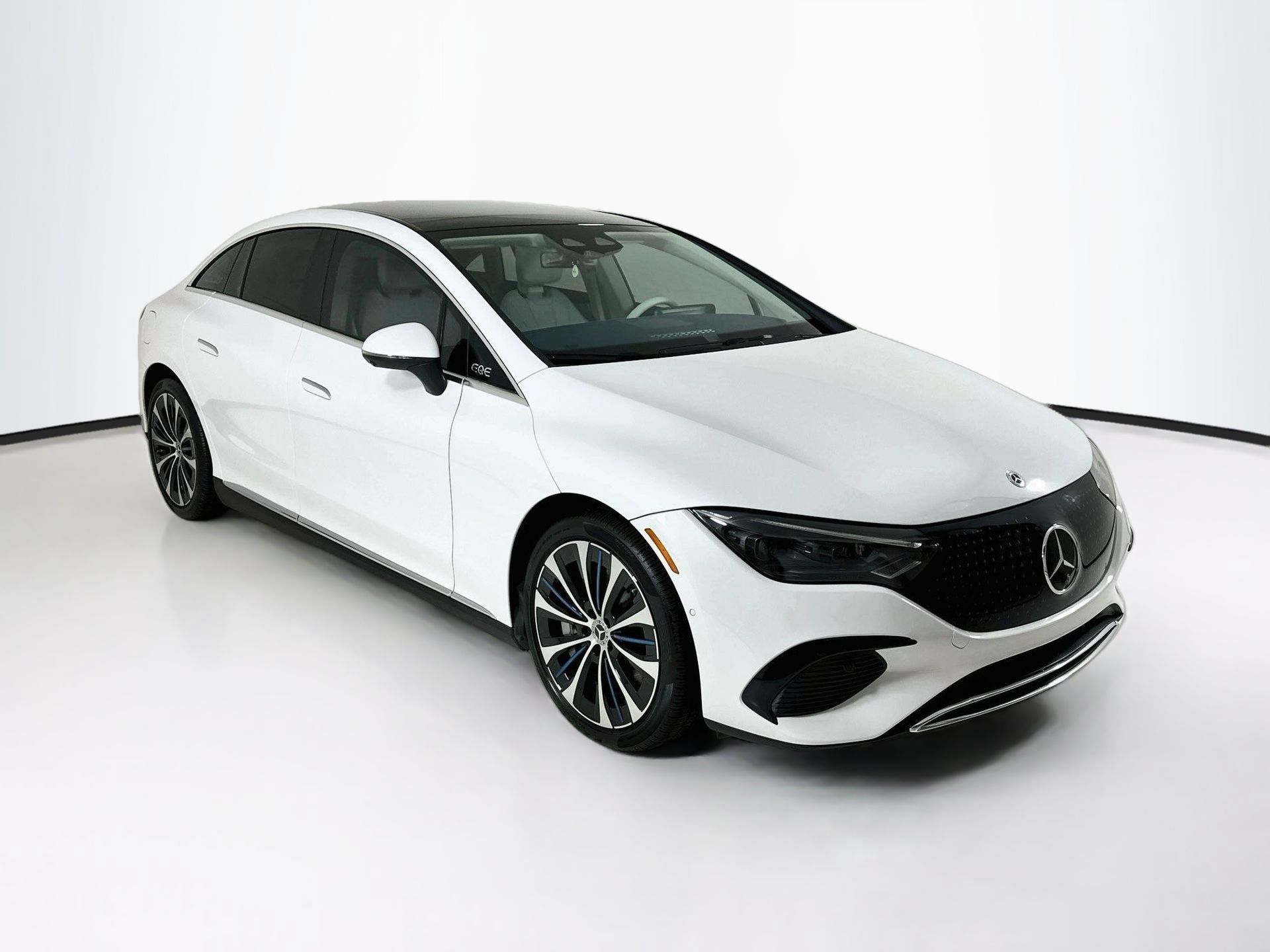 Used 2023 Mercedes-Benz EQE 350+ 4MATIC Sedan image 1