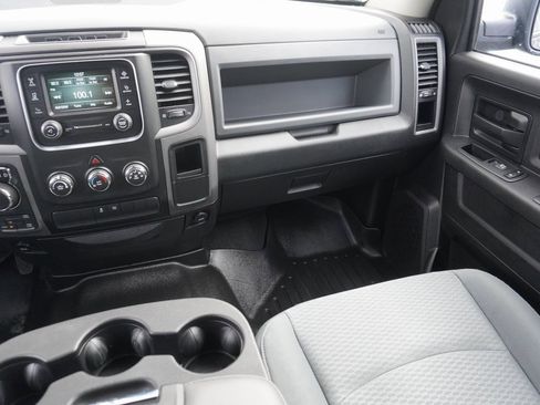 Used 2017 RAM 1500 Express w/ Express Value Package image 20