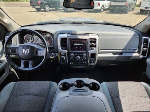 Used 2018 RAM 1500 Big Horn AWD/4WD image 3