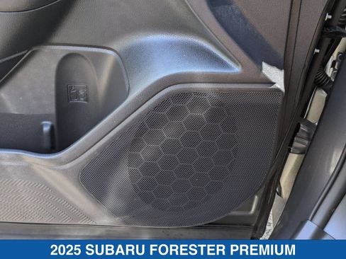 Certified 2025 Subaru Forester Premium AWD/4WD image 14