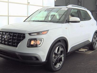 Certified 2022 Hyundai Venue SEL w/ Cargo Package