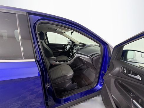 Used 2015 Ford Escape SE FWD image 29