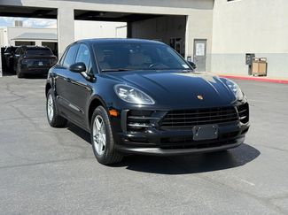 Used 2021 Porsche Macan w/ Premium Package AWD/4WD video 1