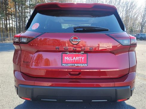 New 2026 Nissan Rogue Dark Armor image 4