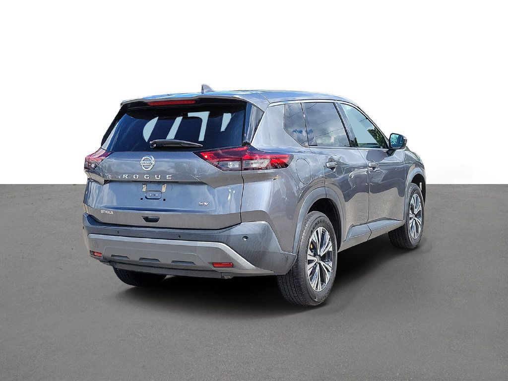 Certified 2021 Nissan Rogue SV FWD image 3