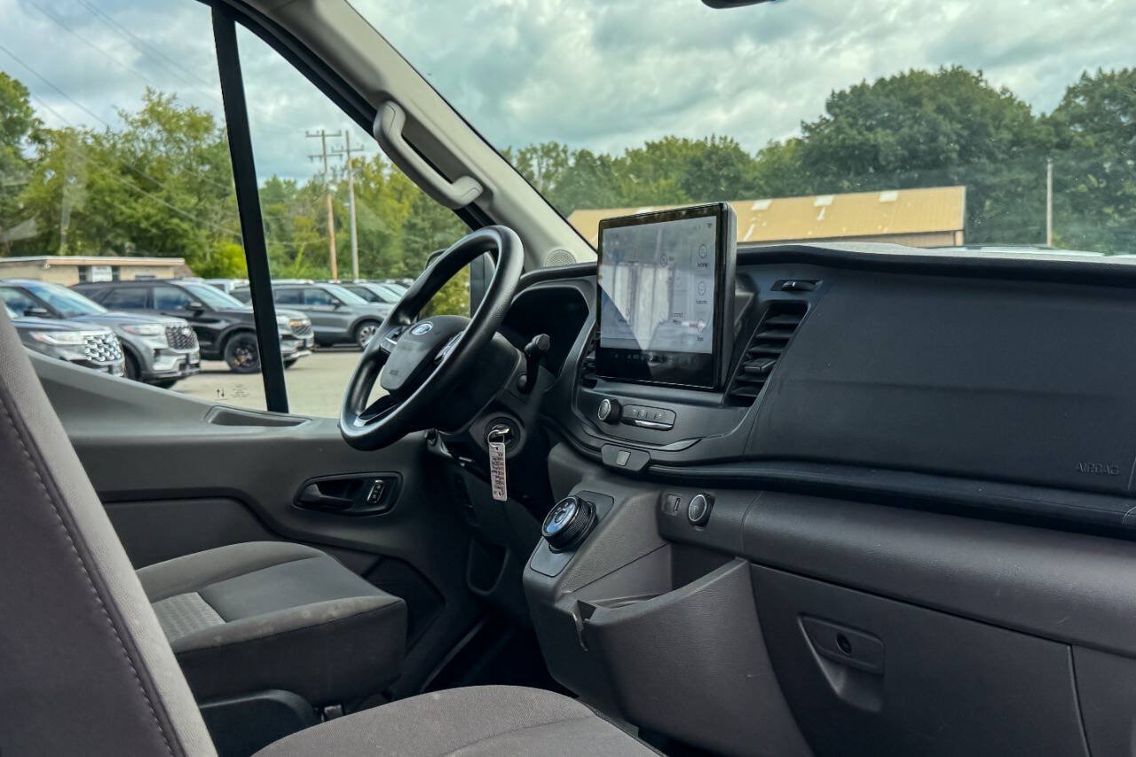 Used 2022 Ford E-Transit Medium Roof w/ Parcel Delivery Package RWD image 10