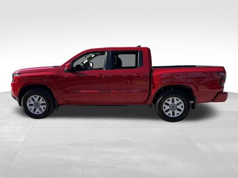 Used 2022 Nissan Frontier SV image 4