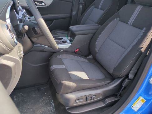 New 2026 Chevrolet Blazer LT w/ Convenience Package FWD image 19