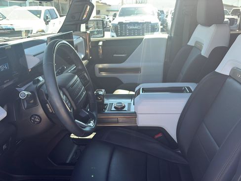 Used 2025 GMC Hummer EV 3X AWD/4WD image 14