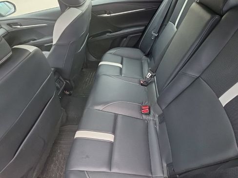 Used 2025 Toyota Camry SE w/ Convenience Package AWD/4WD image 7