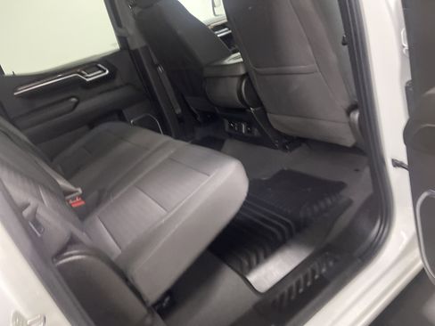 Used 2022 Chevrolet Silverado 1500 LT image 21