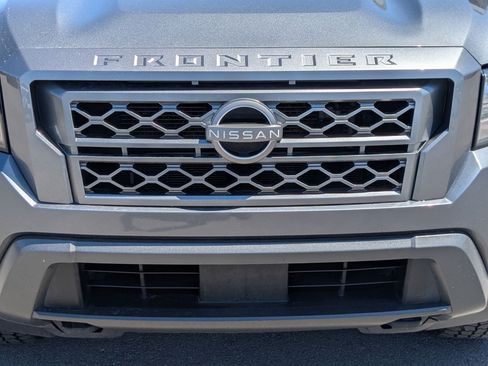Used 2023 Nissan Frontier SV w/ SV Convenience Package AWD/4WD image 10
