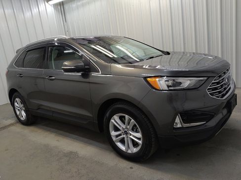 Used 2020 Ford Edge SEL w/ Convenience Package AWD/4WD image 11