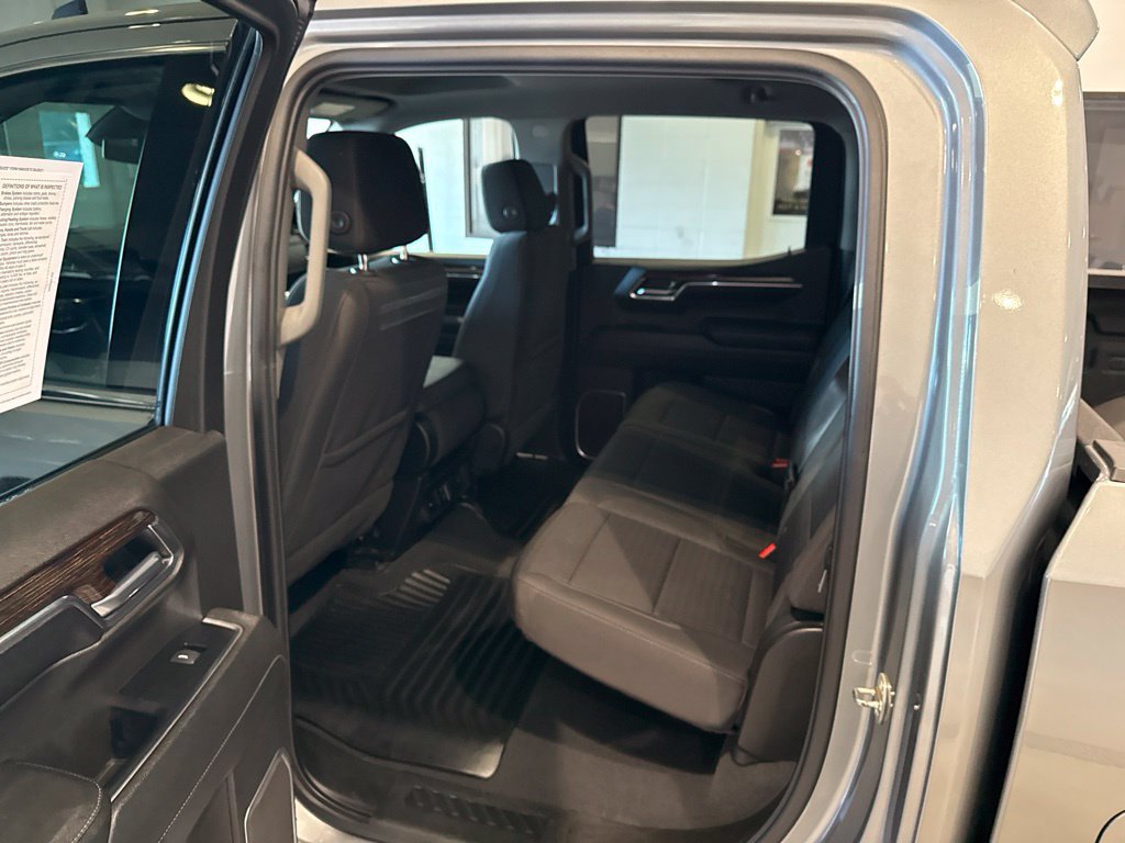 Used 2023 GMC Sierra 1500 SLE AWD/4WD image 19