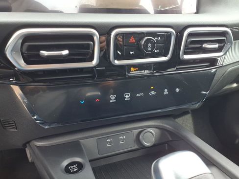 New 2026 Nissan Sentra SV image 12