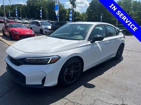Used 2025 Honda Civic Sport image 3