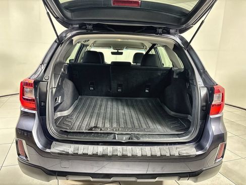Used 2017 Subaru Outback 2.5i Premium AWD/4WD image 19