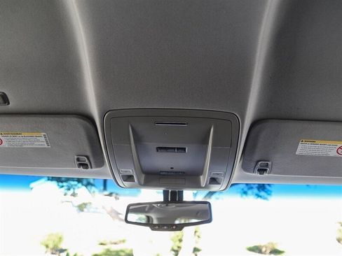 Used 2015 GMC Sierra 3500 SLT w/ Duramax Plus Package image 23