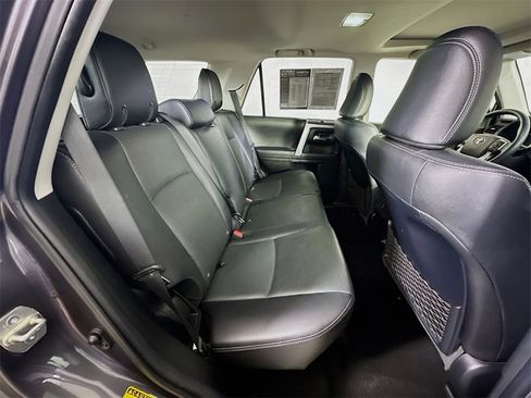 Used 2022 Toyota 4Runner Limited image 11