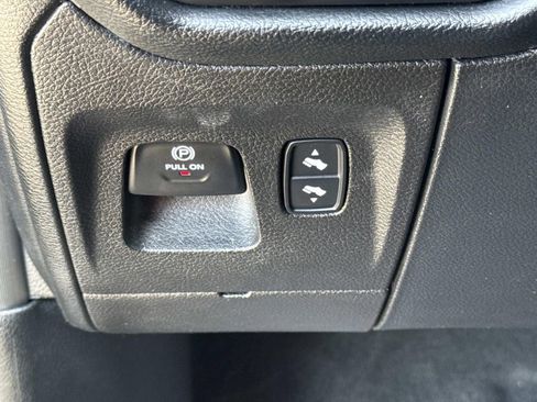 Used 2021 RAM 1500 Big Horn w/ Built-to-serve Edition image 44