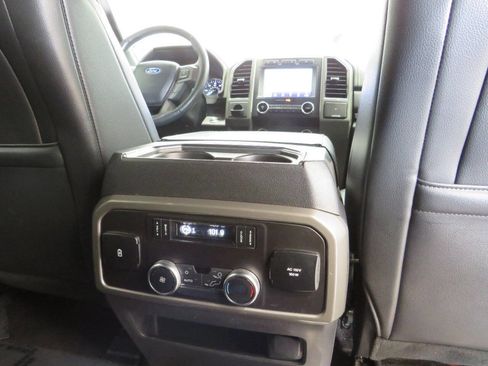 Used 2020 Ford Expedition Max XLT w/ Equipment Group 202A image 11