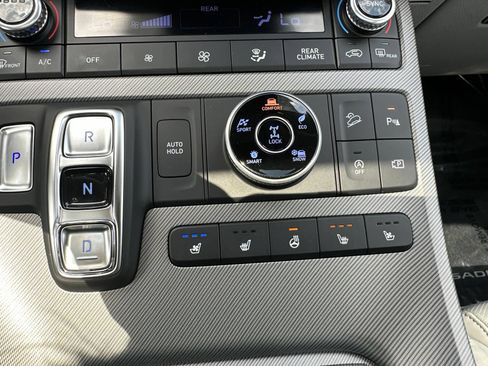 Used 2025 Hyundai Palisade SEL AWD/4WD image 74